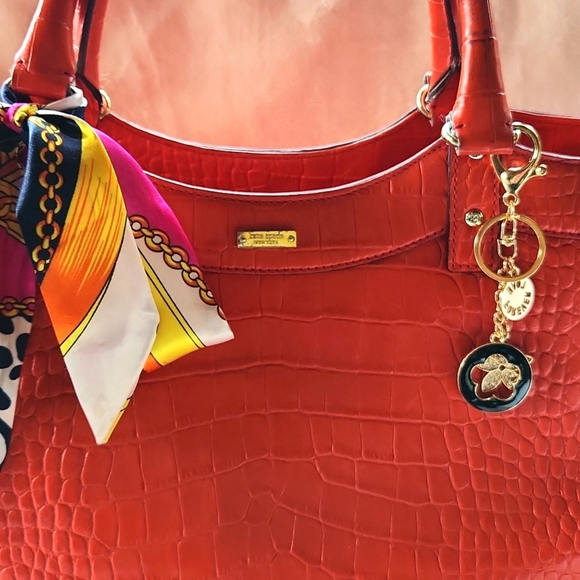 Kate Spade Elegant Orange/Red Crocodile-Embossed Handbag - Picture 2 of 9